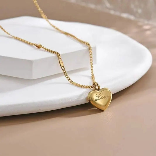 Collier Cœur Doré pour Maman – Le Cadeau Symbolique Qui Vient du Cœur - Le cadeau de maman